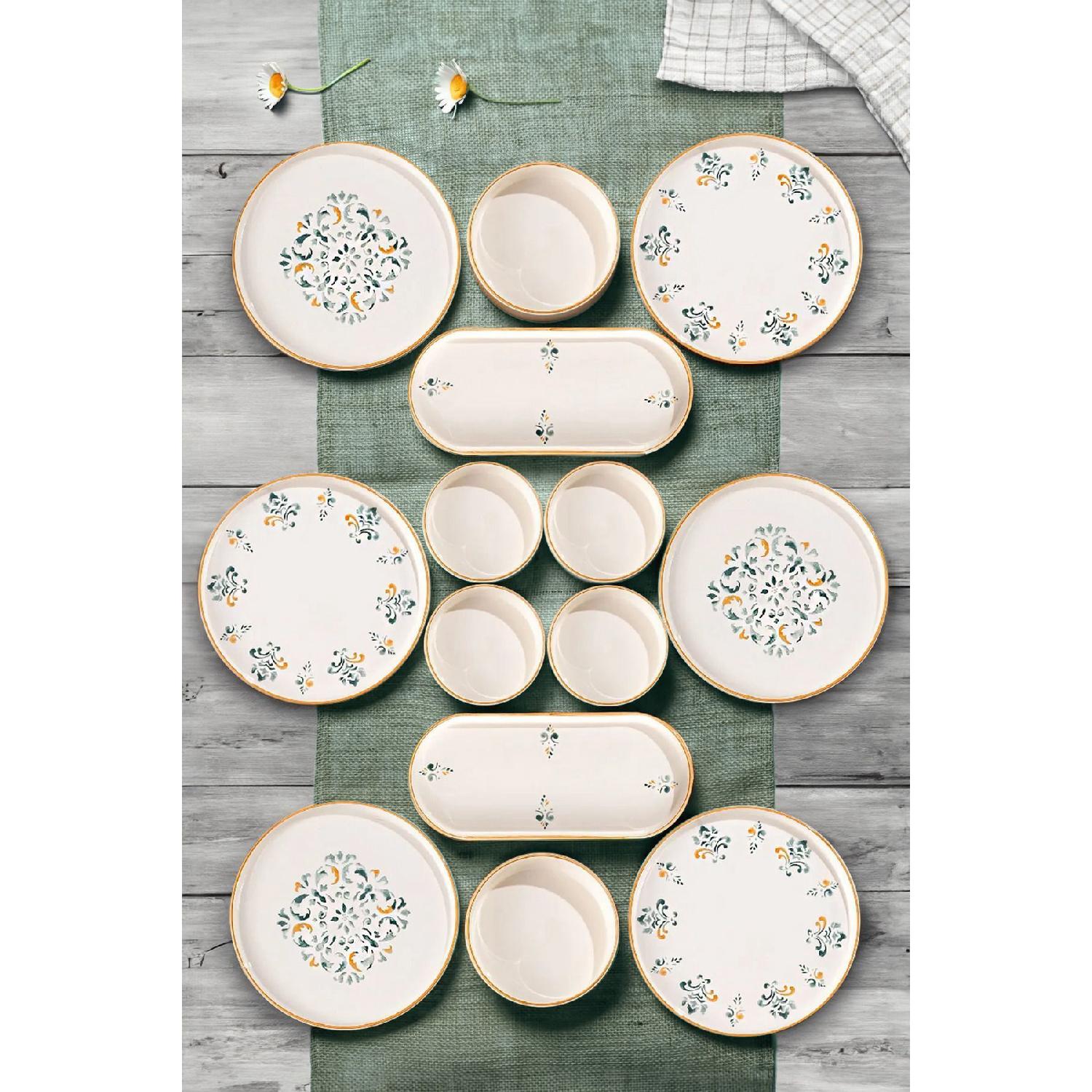 

Штабелируемый набор для завтрака D-harma из 14 предметов на 6 человек. Роскошный презентационный набор для завтрака. оранжевый