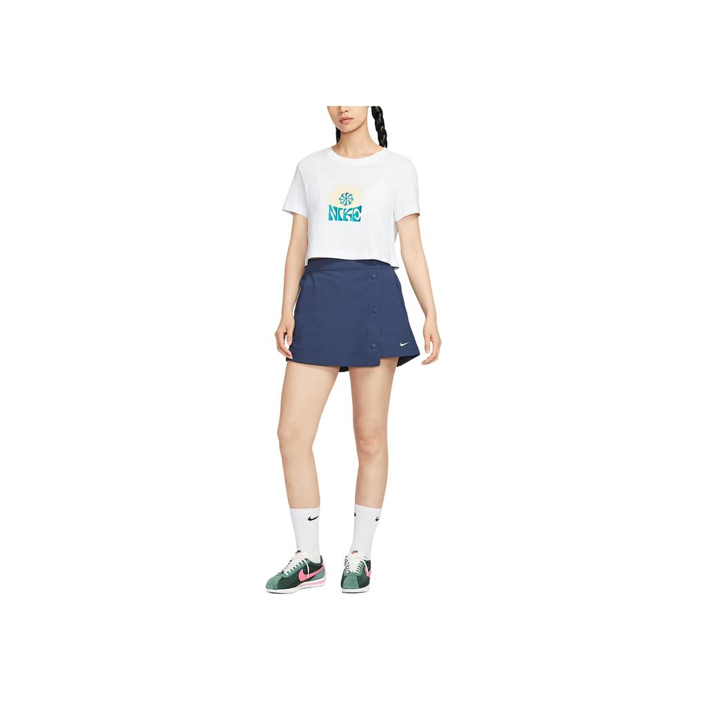 Nike Sportswear Essentials Comfortable Versatile Fashion Classic Solid Color Casual Shorts Women shorts HM6980410