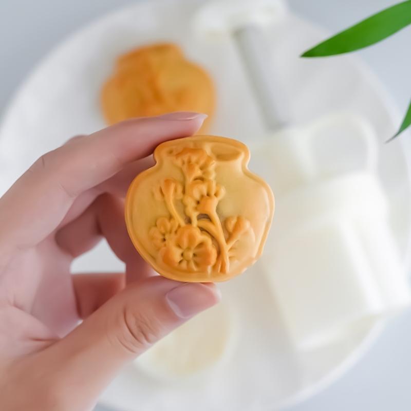 Traditional Chinese Mooncakes Making Molds Beautiful Flower Mooncakes Making Molds for Elegant Sweet and Dessert Project