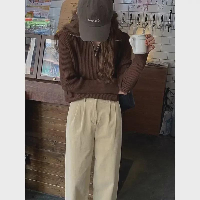 Dámský módní volný pletený svetr na zip - Kolekce podzim/zima 2024.