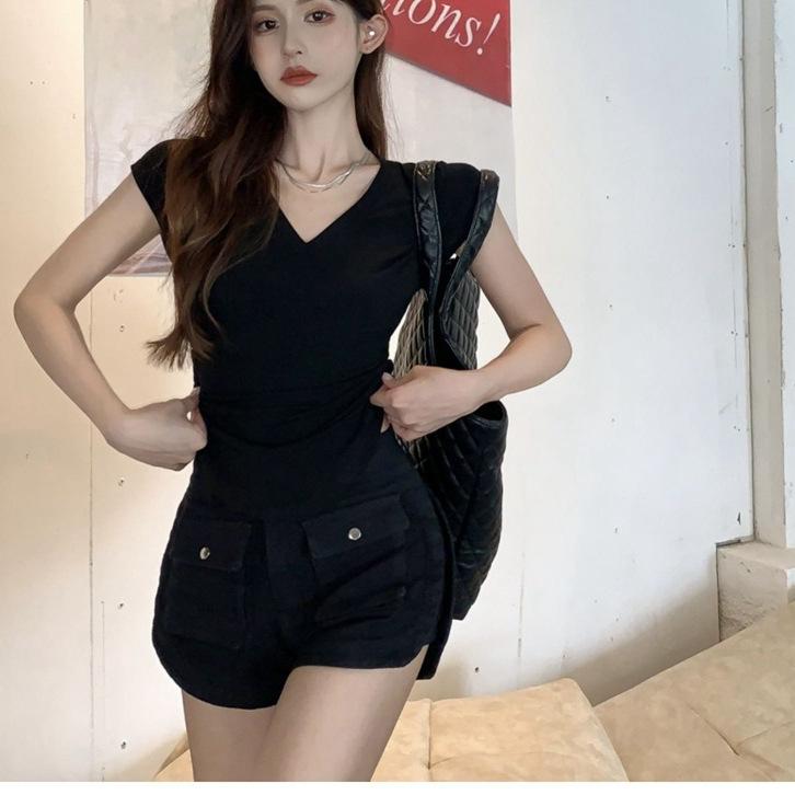 Pure Desire V-neck Short-sleeved T-shirt Women's Summer New Slim Slim Design Student Solid Color Top