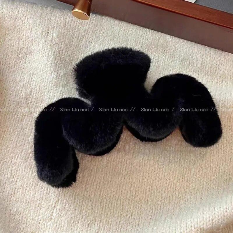 

Мягкие плюшевые когти в стиле ретро, ​​14 см, элегантная заколка для волос, зажим, большие заколки в виде акулы, заколки для волос для женщин, аксессуары для волос, модные головные уборы