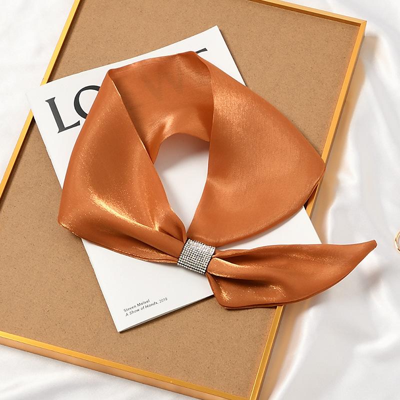 

Женский и Девичий Бриллиантовый Сатиновый Ложный Воротник Шарф Перекрестные Шарфы 1PC оранжевый