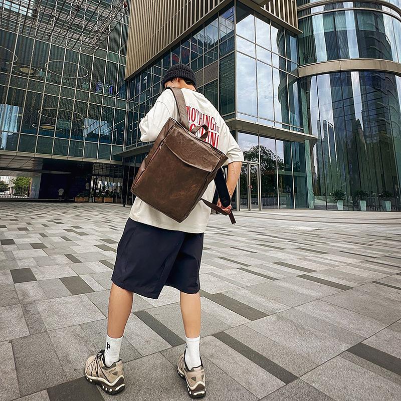 Retro Backpack, Men's Bag, Casual Commuting Computer Backpack, Schoolbag, Simple and Fashionable Travel Bag