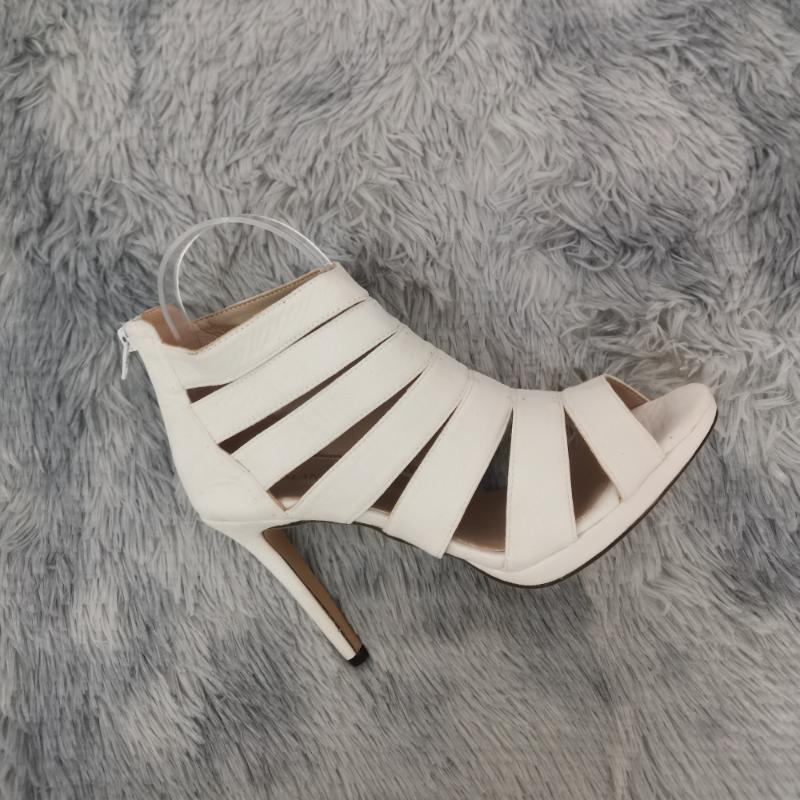 Yeni Moda gösterisi Kadın Sandalet Moda Seksi Yüksek Topuklu Platform Pompaları Peep Toe Sandalet Rahat Beyaz Kırmızı Düğün Ayakkabıları