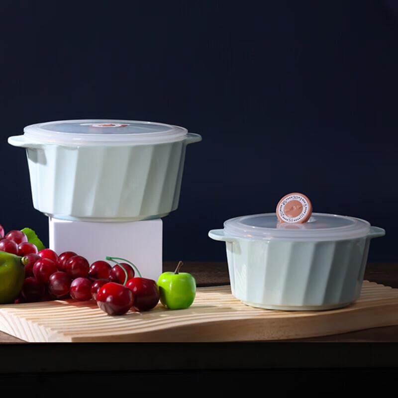 Chinese Celadon 36-Piece Dinnerware Set
