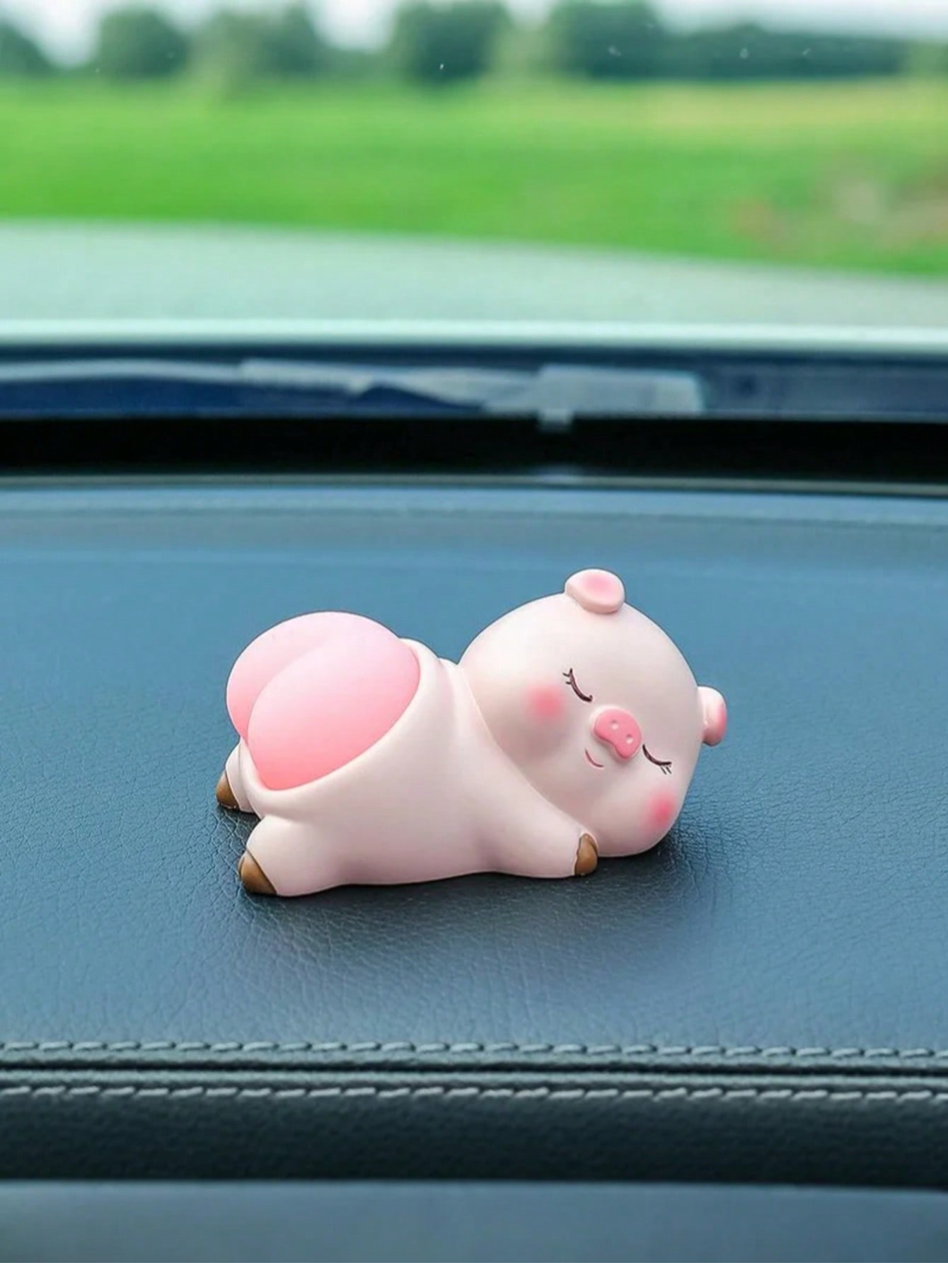 

Cute Squishy Butt Cat Car Ornament – Adorable Sleeping Kitten Dashboard Decor