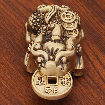 Brass Pixiu Solid Lucky Bite Money Bite Money Back Coins Wide Wealth Copper Coins Pixiu Turn Hand Handle Crafts