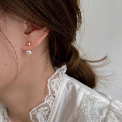 Módní a všestranné náušnice s barokními perlami zavěšené za ucho Dámské náušnice v designu lehké luxusní náušnice Temperament Senior smysl pro náušnice