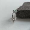 Серебряное кольцо с мистик топазом 0.801ct, вес изделия 1,83 гр (2191179)