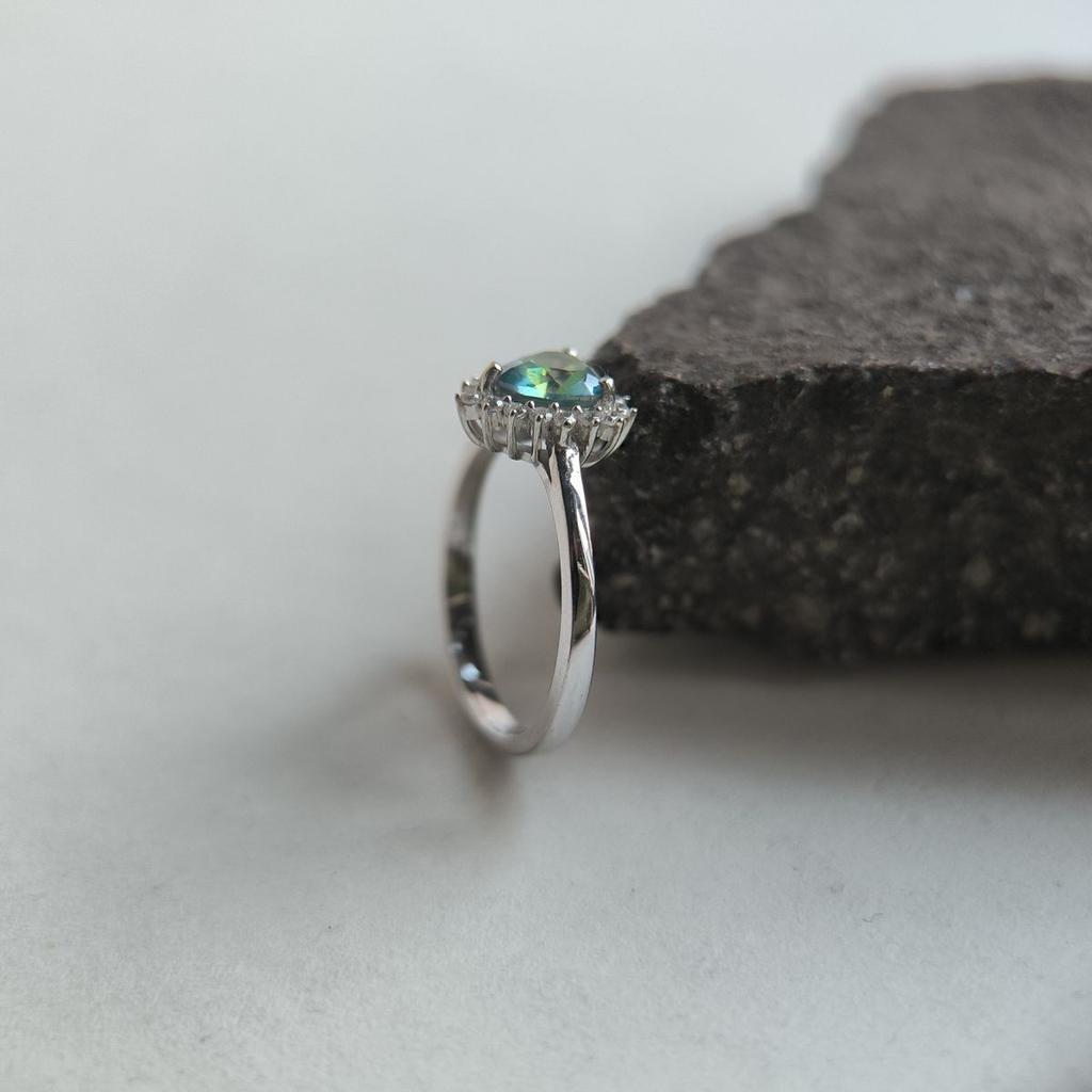 Серебряное кольцо с мистик топазом 0.801ct, вес изделия 1,83 гр (2191179)