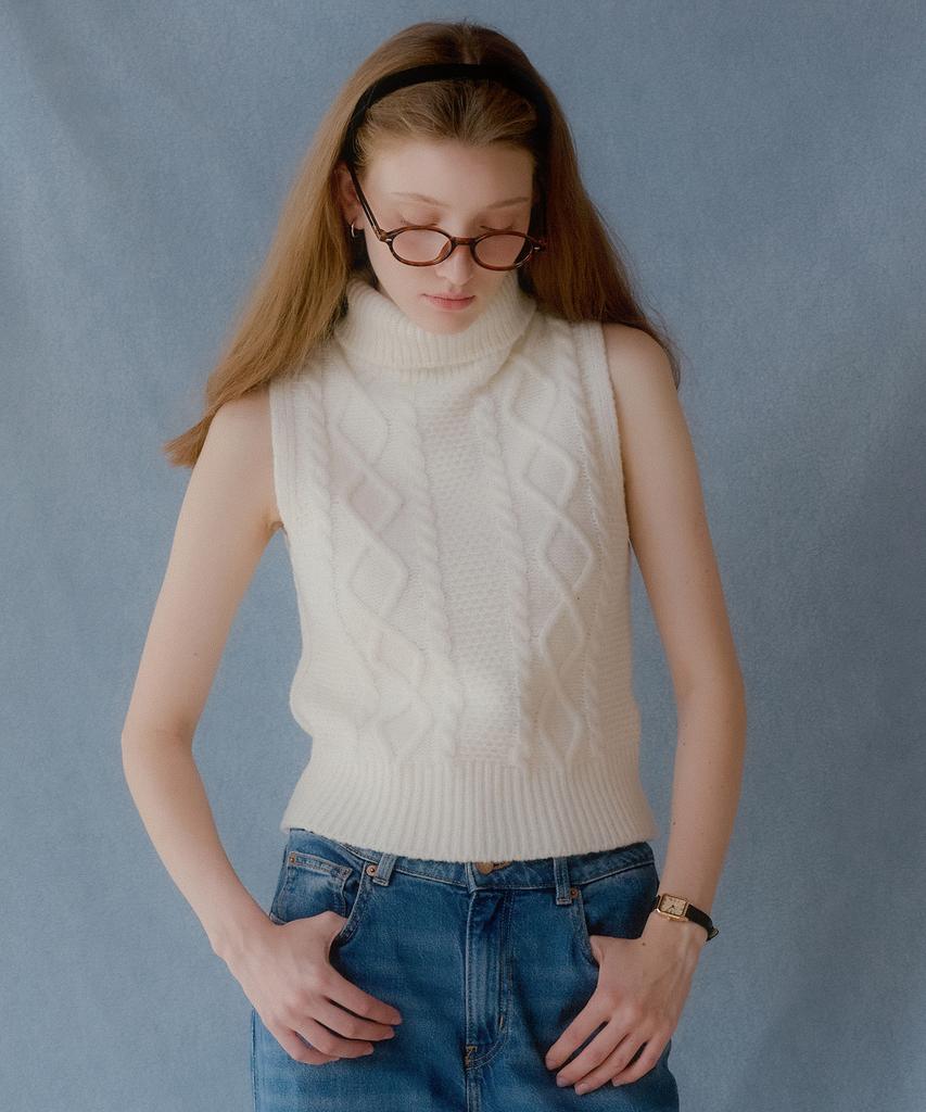 LETTER FROM MOON Cable Turtleneck Wool Vest (Ivory)