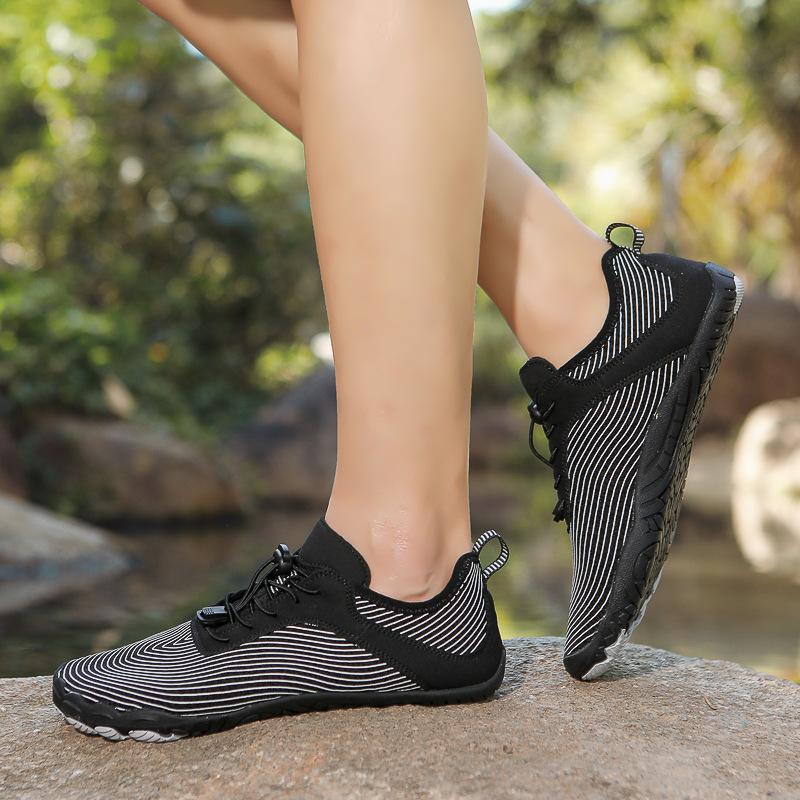 

Large size shoes summer new low-top breathable casual mountaineering hiking shoes non-slip 35
