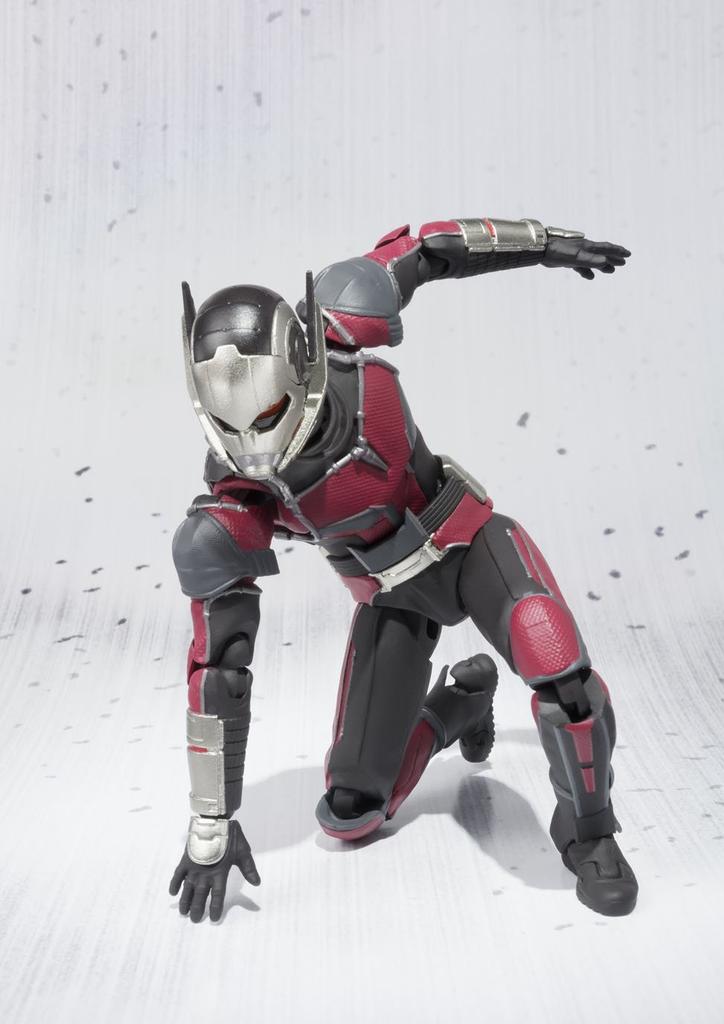 TAMASHII NATIONS Captain America Antman 150mm malovaná pohyblivá figurka S.H.Figuarts (Občanská válka) Cca. ABS a PVC