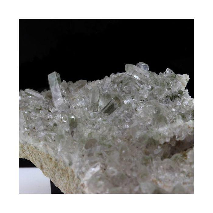 Quartz, Chlorite 565.0 carats