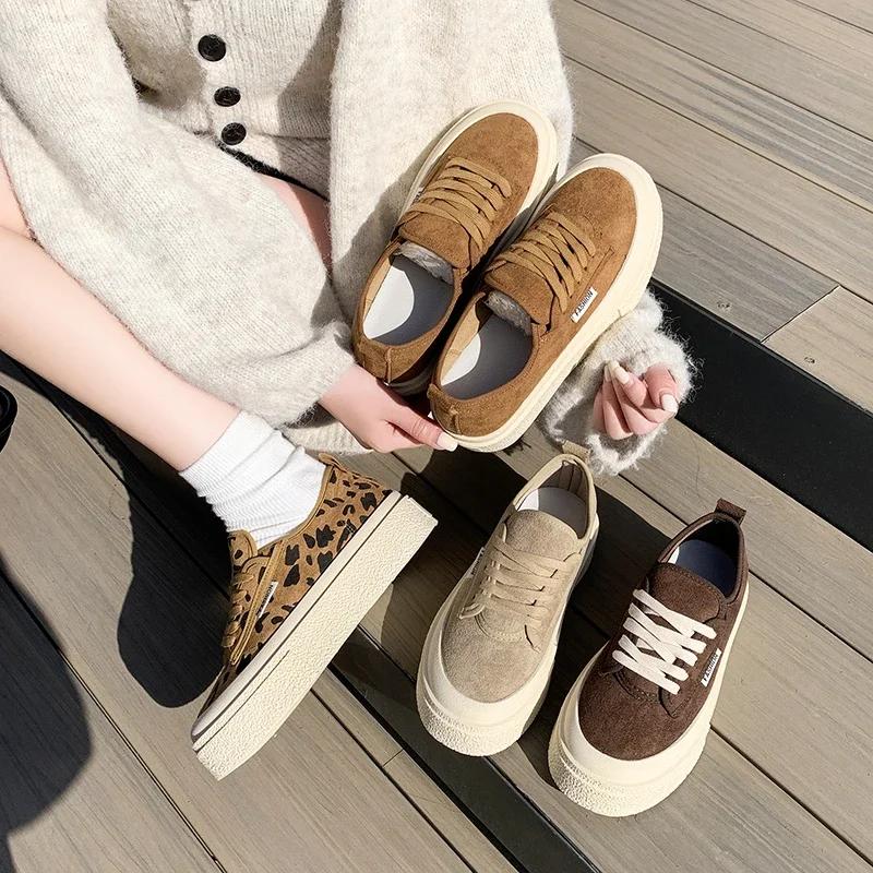2025 Spring New Sports Women's Shoes Fashion Low Top Thick Bottom Casual Board Shoes Suede Round Head Strap Flat Shoes