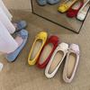 Flache Sohle, quadratische Spitze, rote Schleife, einzelne Schuhe für Damen, neu für Frühling und Sommer, Rock, Ballett, Pendlerschuhe