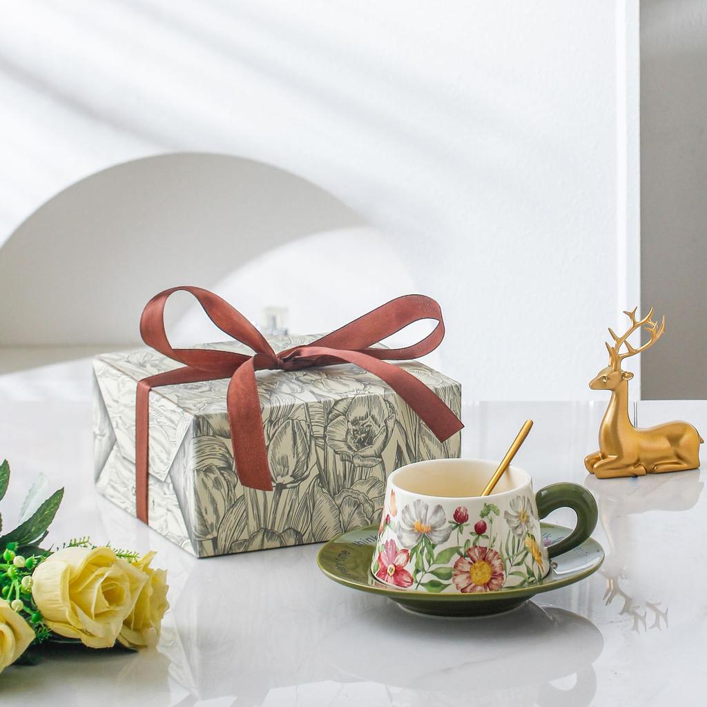 Medieval Oil Painting Freesia Coffee Cup And Saucer Set Light Luxury Niche Hand-Painted Latte Original Gift Ceramic Cup