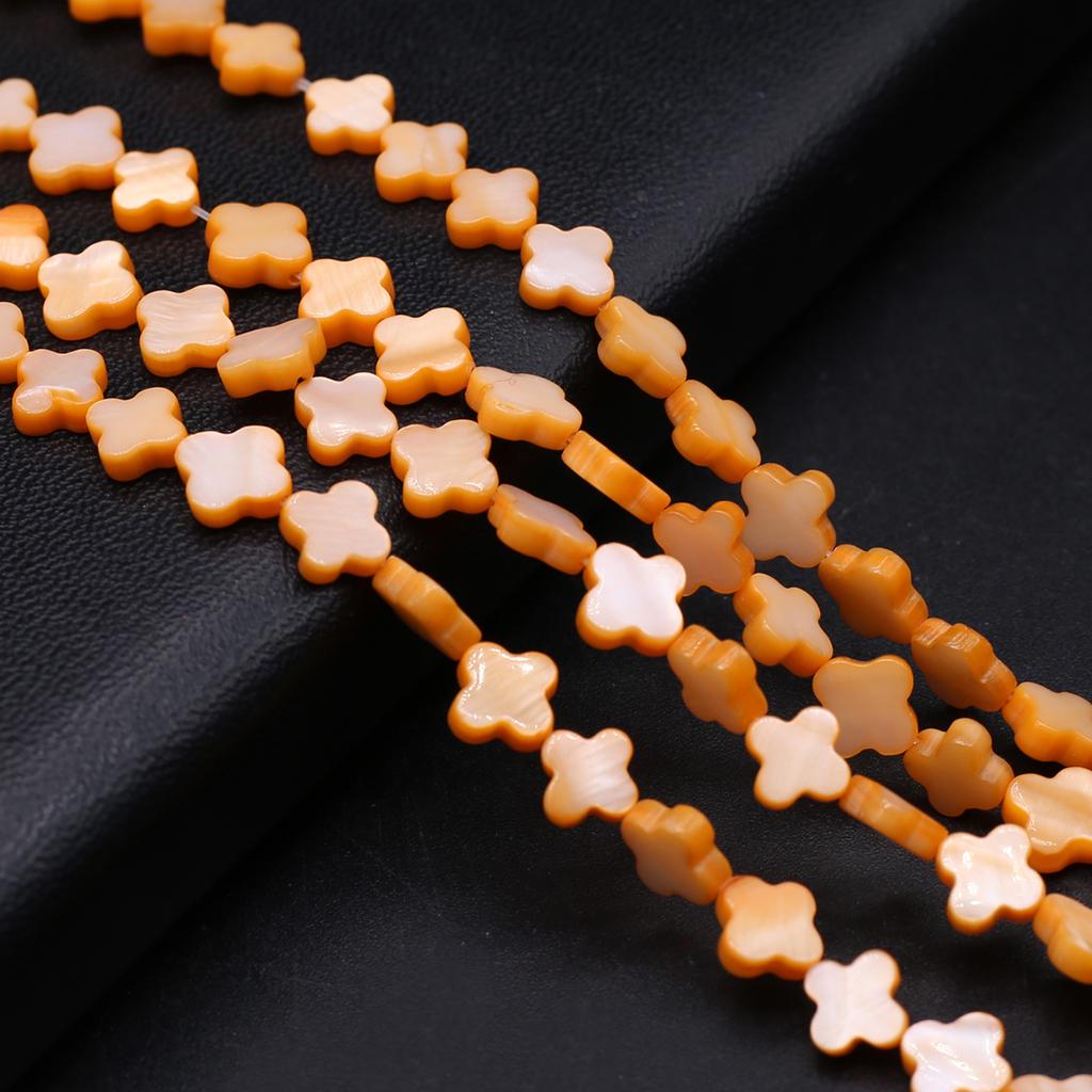 Naturalne koraliki z muszli słodkowodnych barwione koraliki Quatrefoil do tworzenia biżuterii DIY naszyjnik bransoletka kolczyki akcesoria