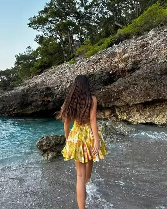 Summer 2025 European & American Women's Print Halter Dress