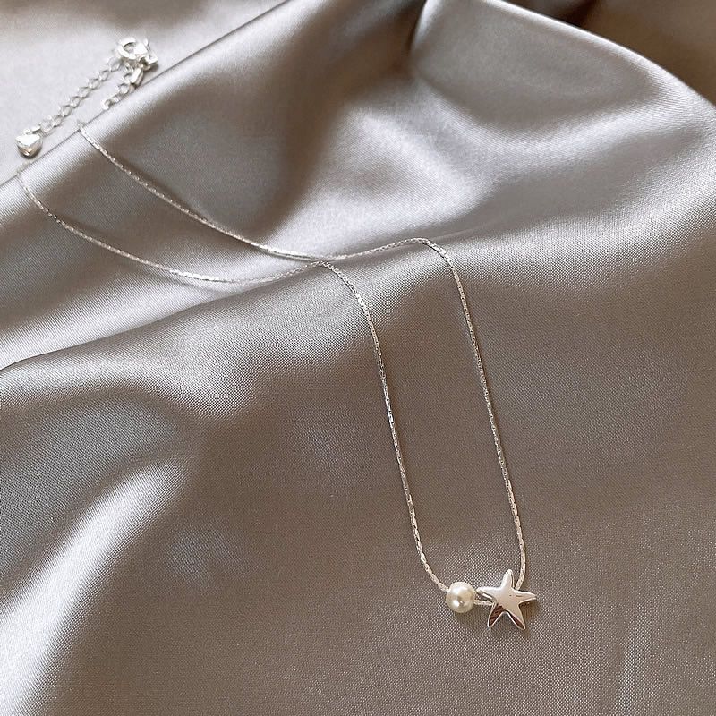 

Silver Square Full Diamond Necklace Women s Light Luxury Minority Ornament 2025 New Arrival Clavicle Chain Suitable for Summer Wear Silver Stars pearl necklace