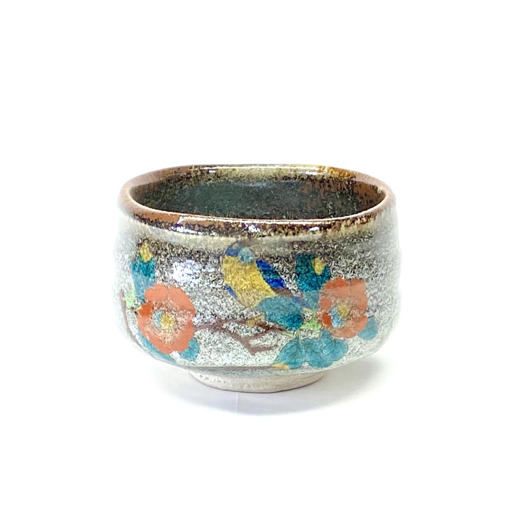 Hyakukaen Kutani Matcha Bowl with Camellia and Ceramic Birds,