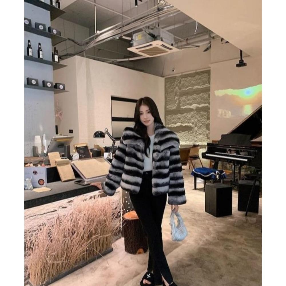 Winter New High-end Fashionable Lady Fur Imitation Rex Rabbit Fur Chinchilla Lapel Fur Coat Short Style Women