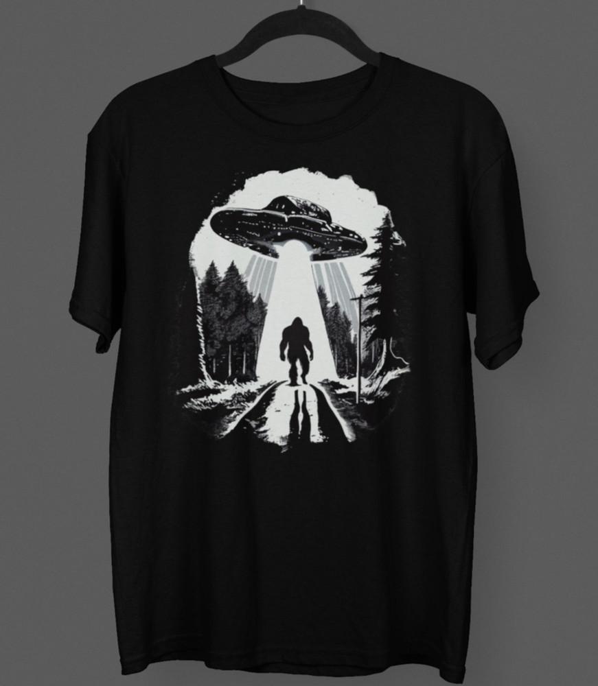 Bigfoot UFO T-shirt Alien Abduction Funny Sasquatch Cryptid Father's Day  Tee