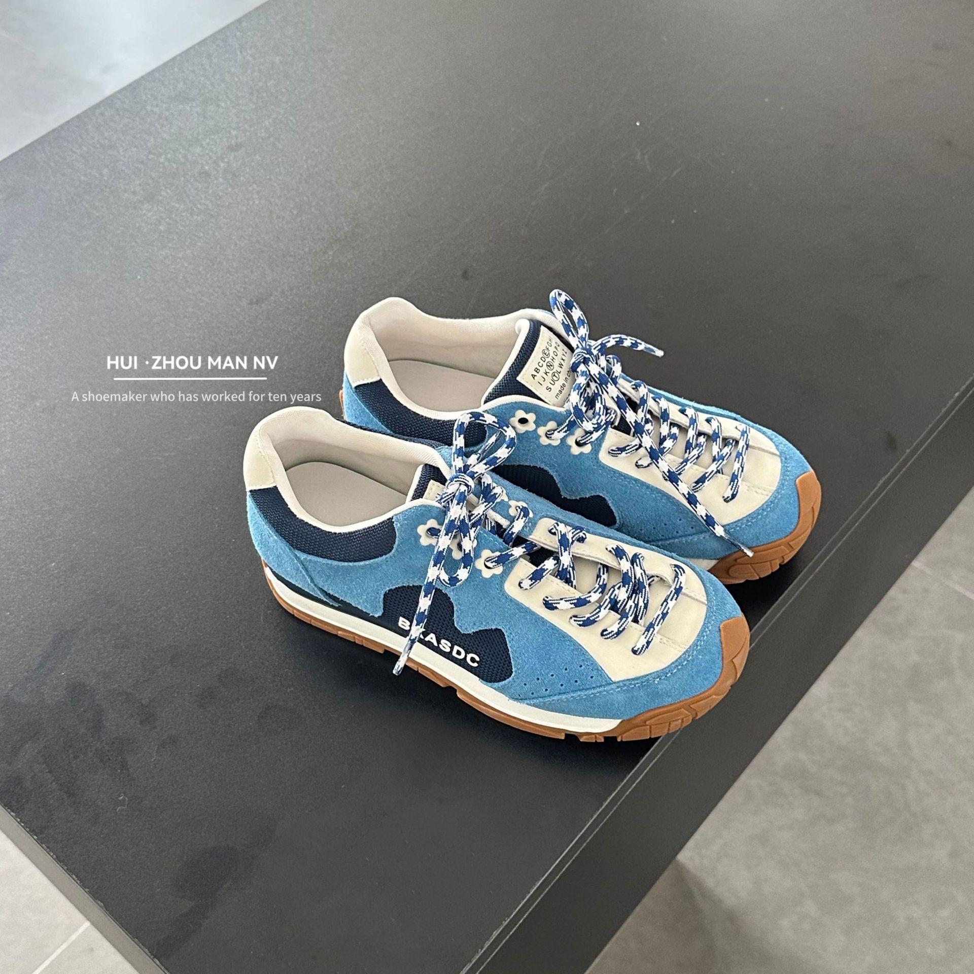 

Retro leather German training shoes for women 2025 new breathable and versatile small flower wave casual sports shoes platform Forrest Gump shoes fo 40 синий