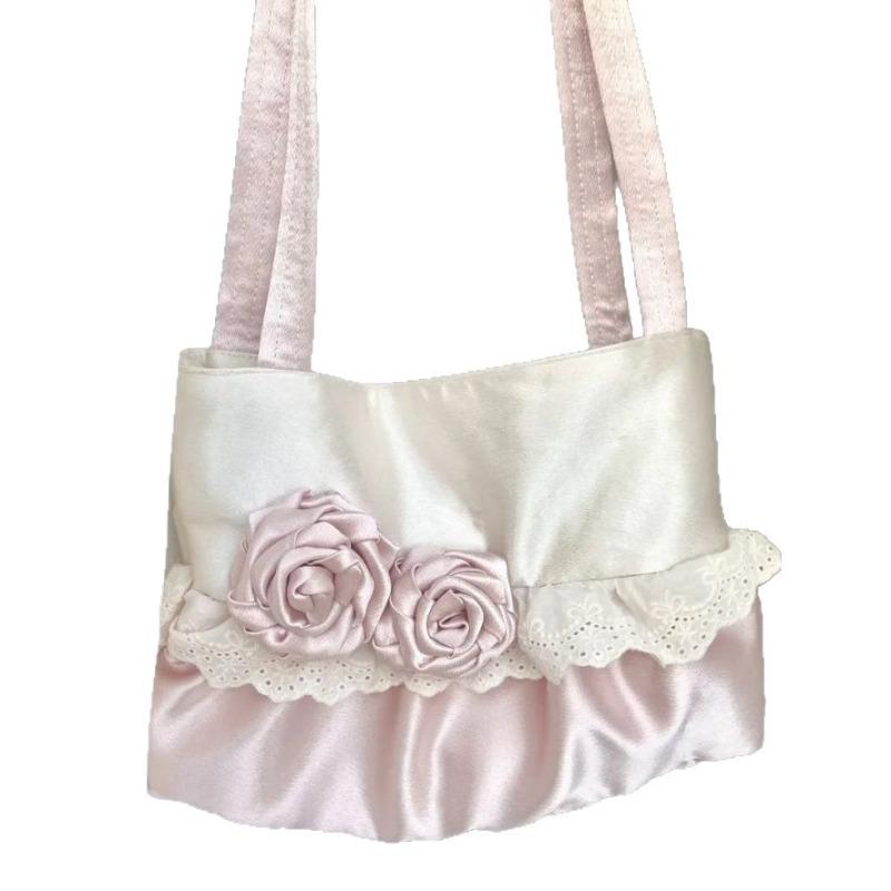 A Niche Design Patchwork Fabric Bag with A Satin Finish Versatile Commuter Single-shoulder Tote Bag