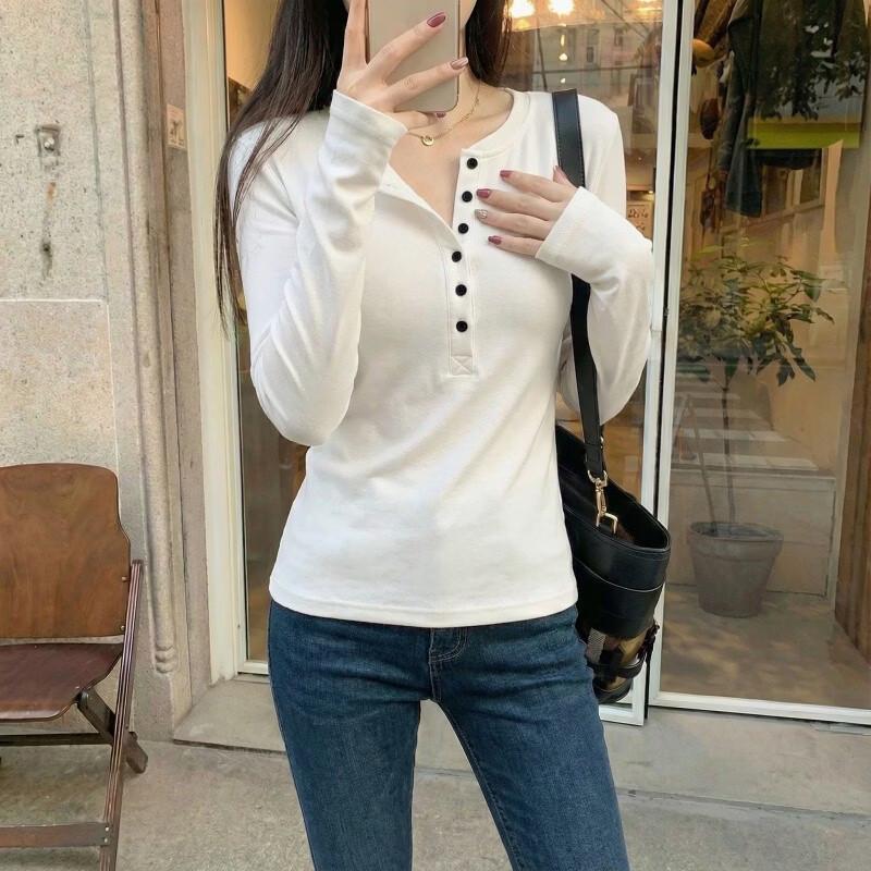 La Chapelle Women's Minimalist Solid Long-Sleeve T-Shirt