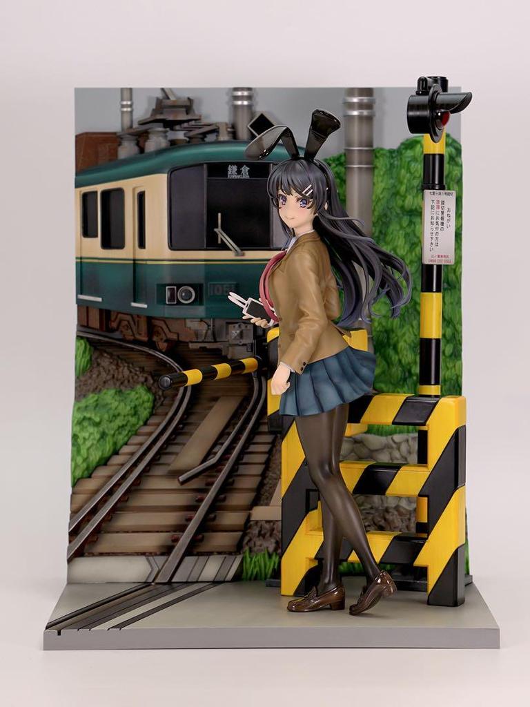 [USED] Weekend limited price reduction: Rascal Does Not Dream of Bunny Girl Senpai, Mai Sakurajima, Enoshima Electric Railway, Shibuya Scramble figure