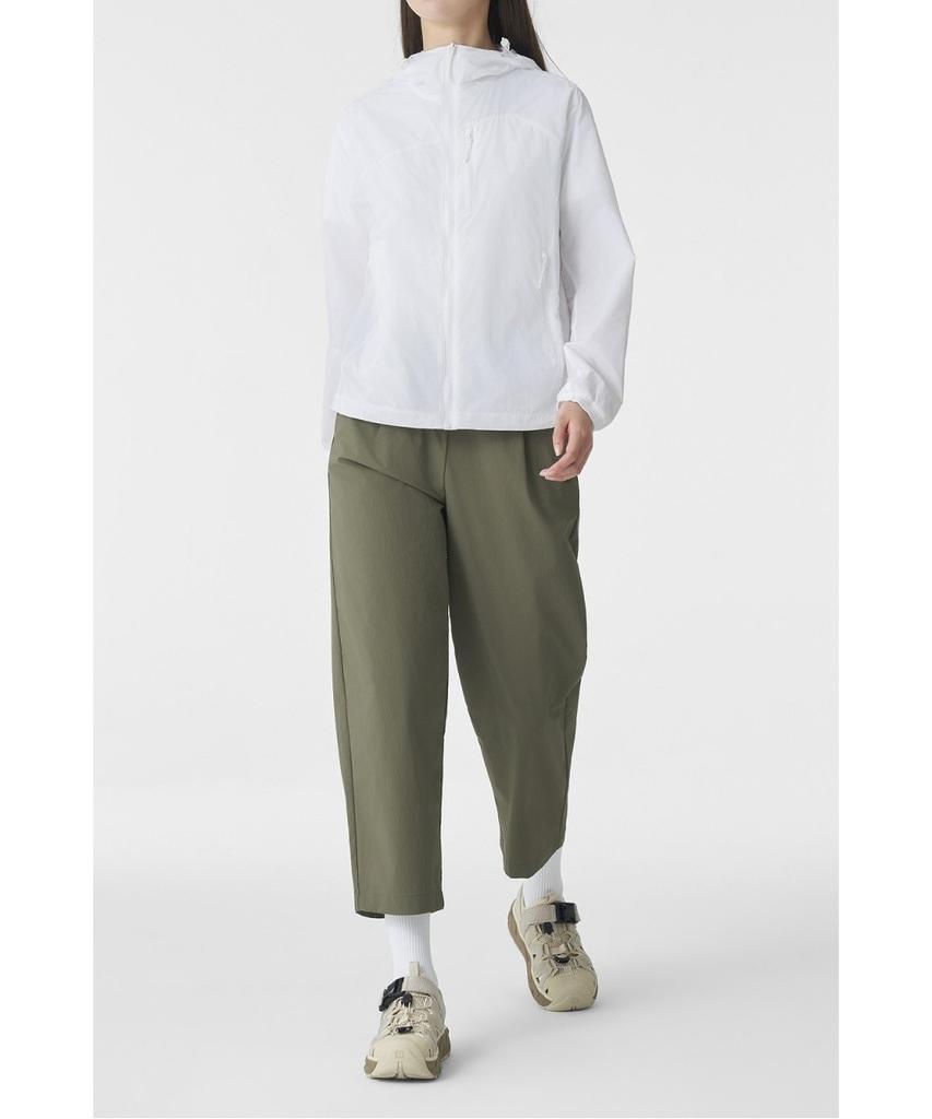 Koolongseupocheu Women'S Tapered Fit Crop Pants Tvpnm26502Gkh