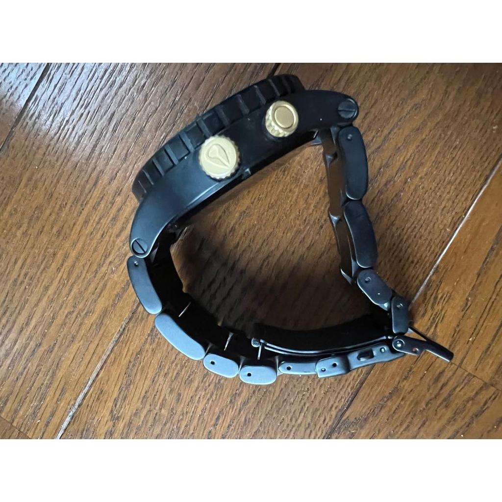 Used NIXON men's watch