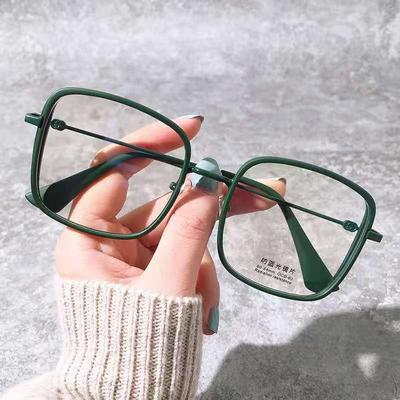Large Square Frame Woman Glasses Girl Fashion Transparent Blue Light Blocking Glasses Anti-Blue Light Computer Eyeglasses