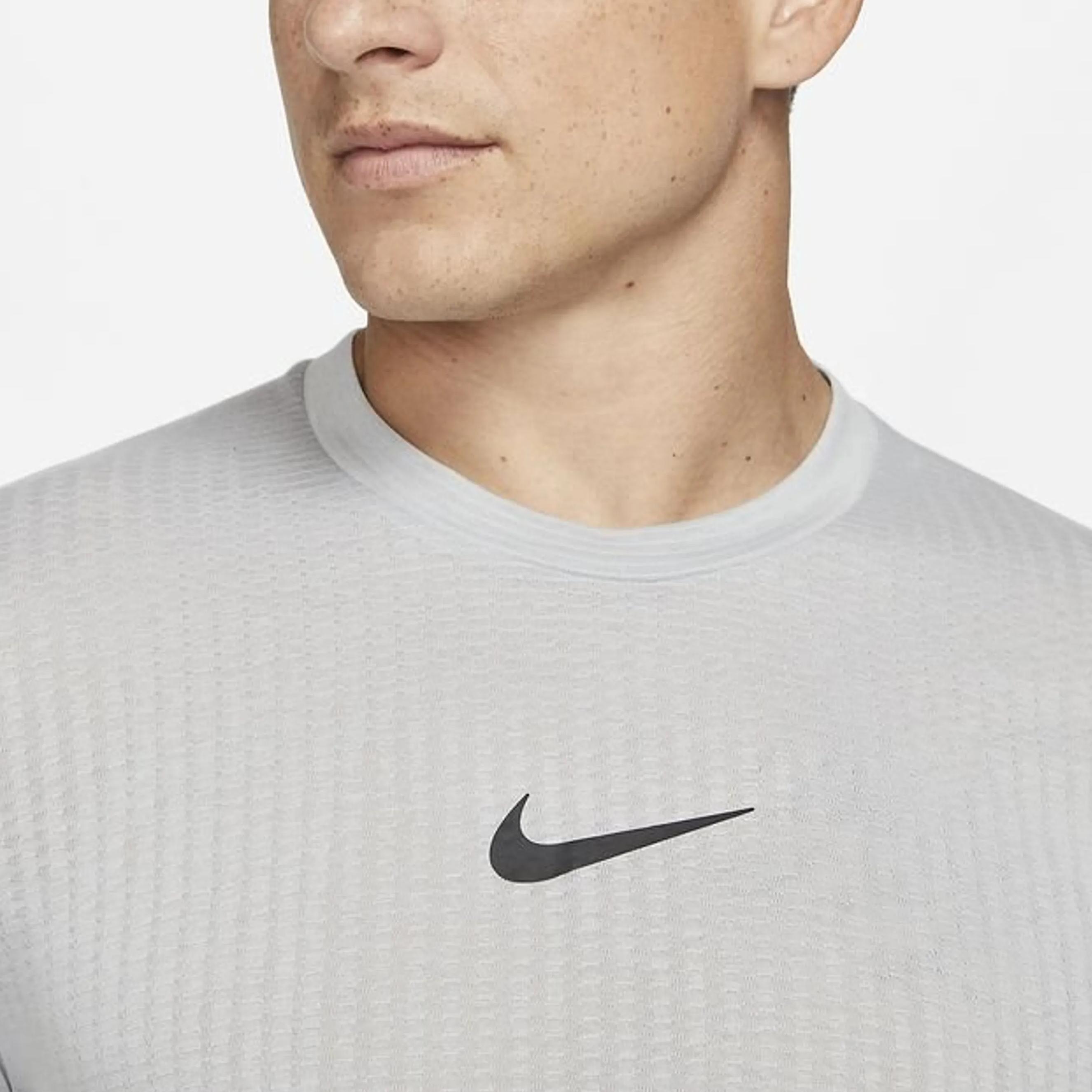 

Nike Pro Dri-FIT ADV Casual Comfortable Sports Short Sleeve T-Shirt Men Tops DD1703-077 2XL