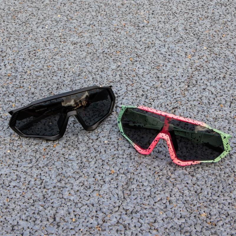 Color-changing cycling glasses with myopia running sports bicycle driving windproof eye protection