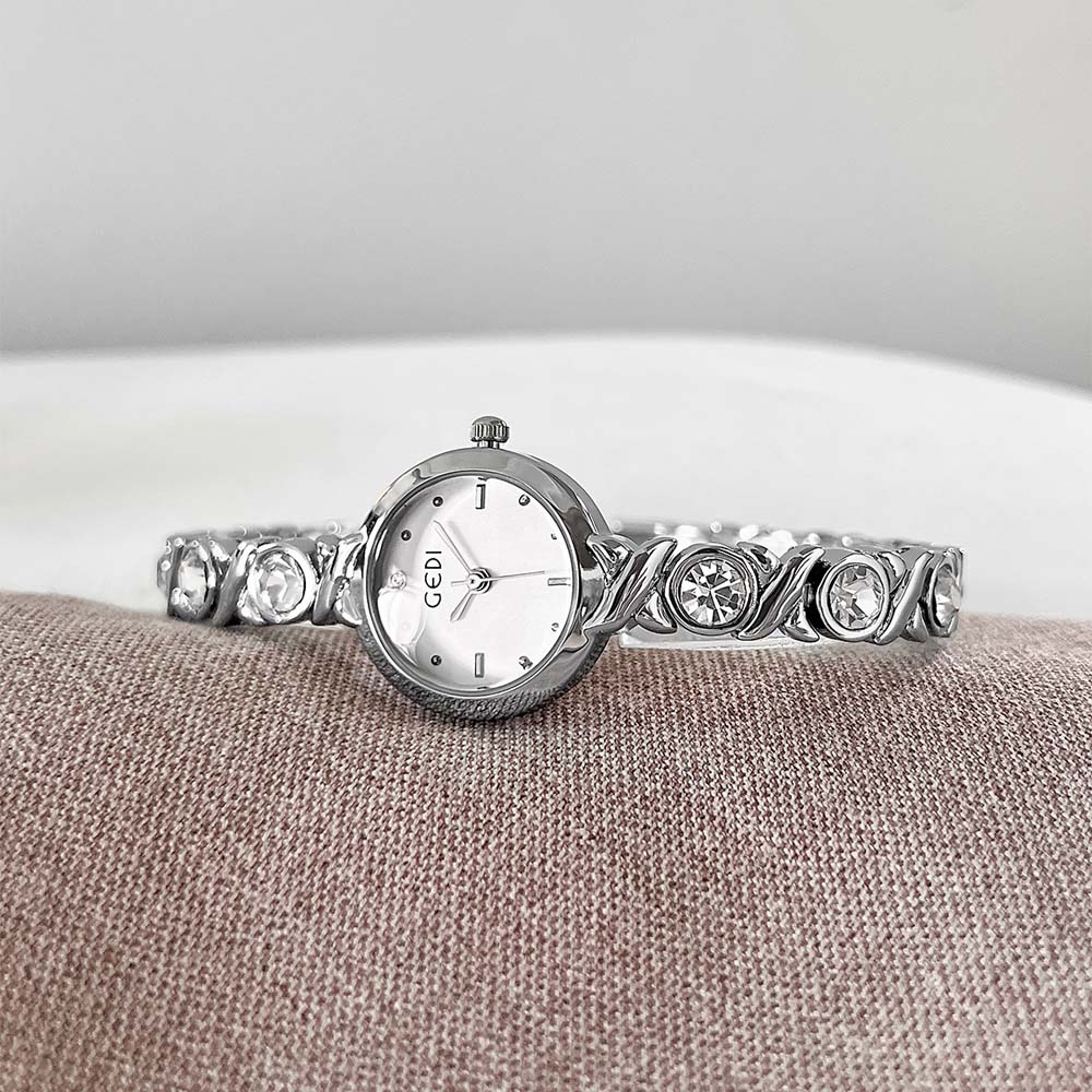 GEDI New Women's Watch Exquisite Pearl Bracelet Watch Premium Women's Waterproof Quartz Wristwatch relogio feminino