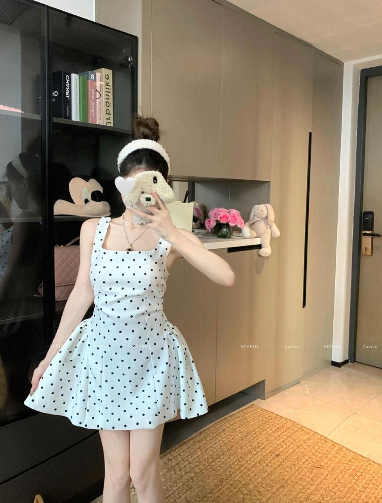 White Polka Dot Strappy Dress: Backless, Waist-Slimming, Puffy Skirt for Women