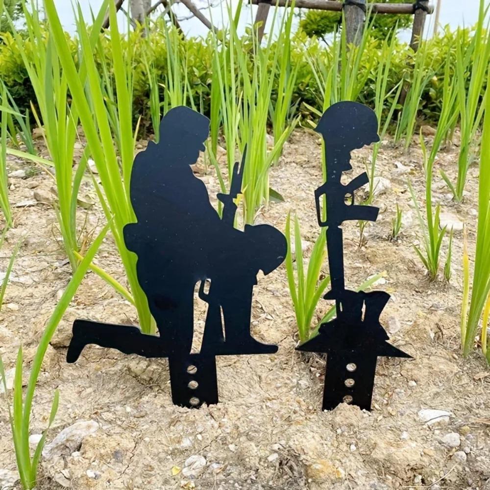 2pcs Metal Wrought Iron Garden Stakes - Land Defense Army Outdoor Garden Decorations, Plug-In Commemorative Sign for Yard