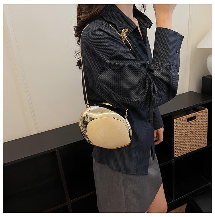 2026 Summer Niche Design Women's Goose Egg Shell Shoulder Crossbody Bag