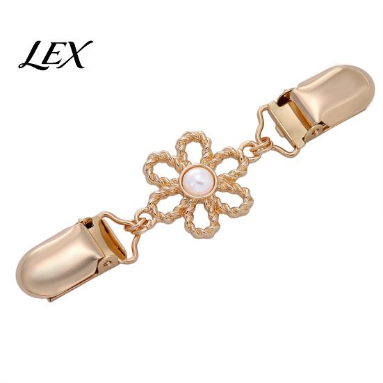 Dress Cincher Clip Hollow Flower Cardigan Sweater Clip, Vintage Women Clothing with Faux Pearl Pearl, for Shawl Pants Anti Slip Scarf Holder