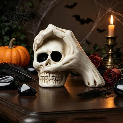 Unique Halloween Theme Souvenir Skull Hand Sculpture, Gothic Skeleton Head Figurine, Spooky Resin Indoor Bar Atmosphere Props Decoration for