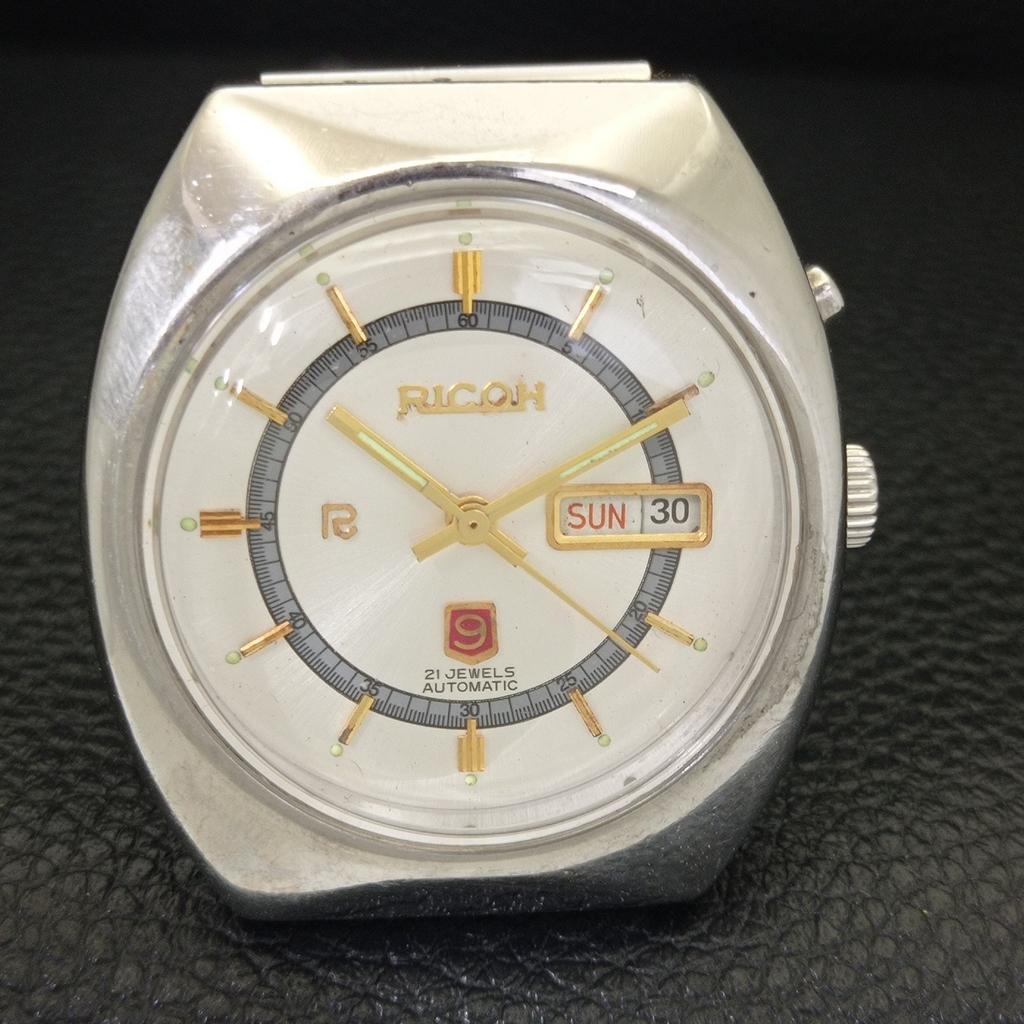 VINTAGE RICOH R31 AUTOMATIC JAPAN MENS SILVER COLOR DIAL WATCH A701937-5 R207-a701937