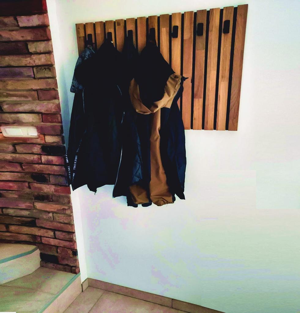 Wooden clothes hanger Lamele 80cm