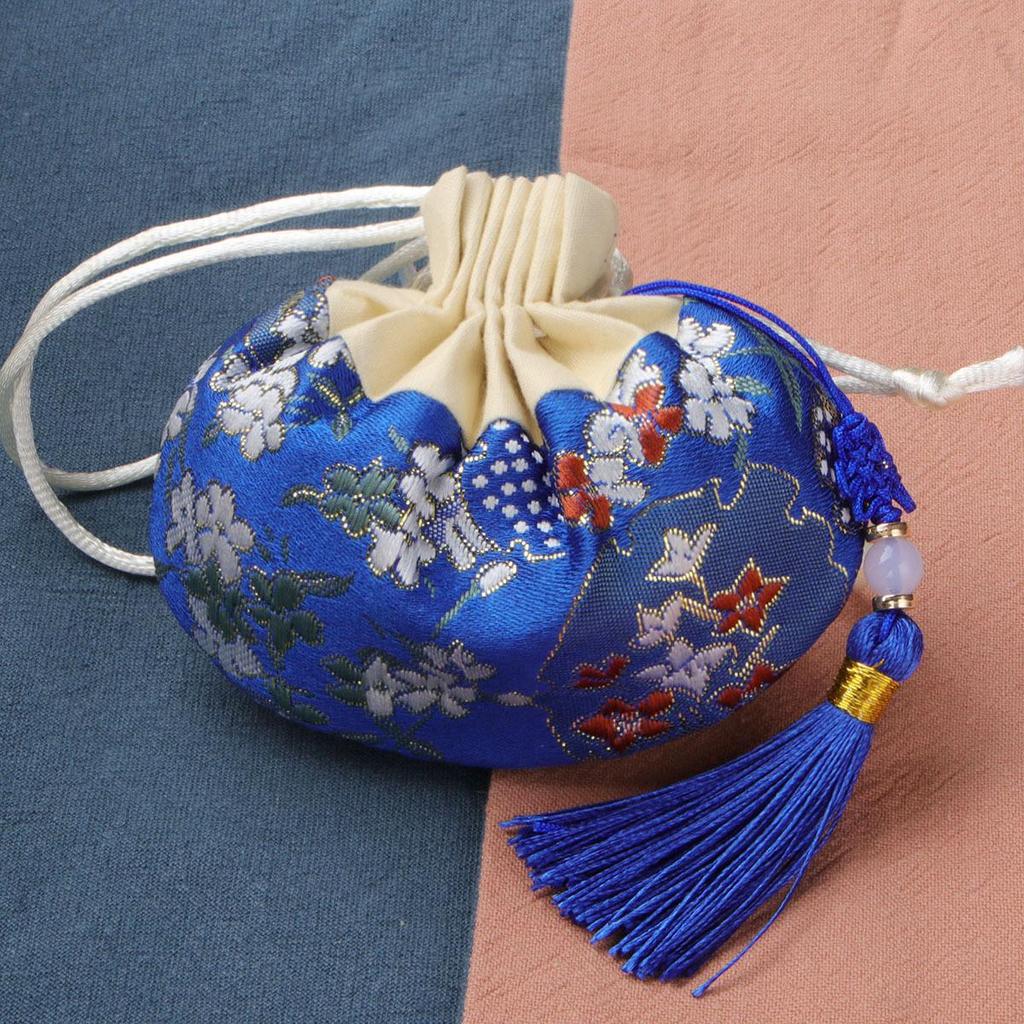 Dragon Boat Festival Hanfu Scent Sachet: Embroidered Mosquito Repellent Coin Purse Necklace
