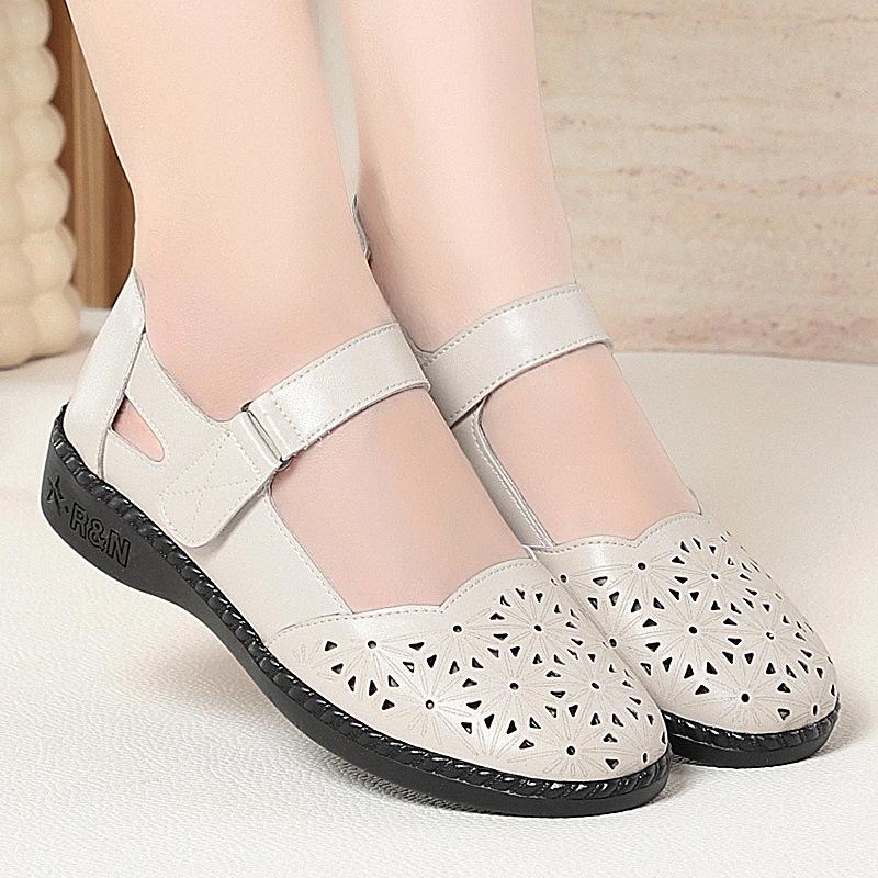 

All Match Spring Summer Breathable Soft Leather Shoes Mary Janes 2025 Flat Platform Shoes Cutout Floral Hole Shoes Mom Office 35 бежевий