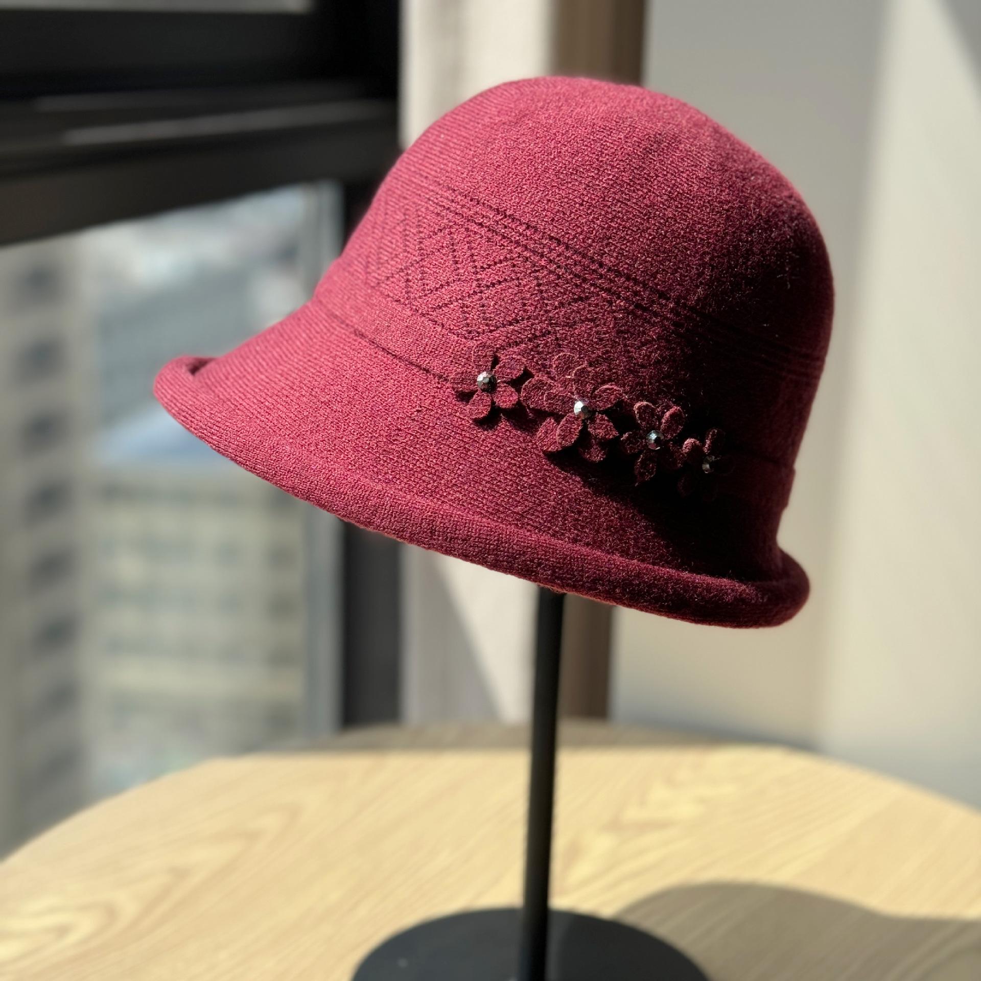 

Осінньо-зимовий капелюх-панама для мами, капелюх рибалки для людей середнього та похилого віку, теплий та вітрозахисний в язаний капелюх для літньої жінки, однотонний капелюх для захисту від холоду Adjustable