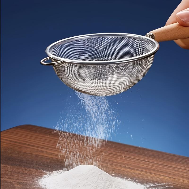 304Beechwood Handle Stainless Steel Skimmer Used for Baking In the Kitchen Fine Flour Sifting Sieve Household Kitchen Soy Milk Filter Baking Tool