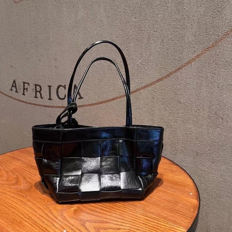 Woven Bag Women s 2023 New Leather Vegetable Basket Shoulder Armpit Wings Portable Bucket